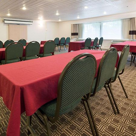 Comfort Inn & Suites Syracuse-Carrier Circle East Syracuse Ngoại thất bức ảnh