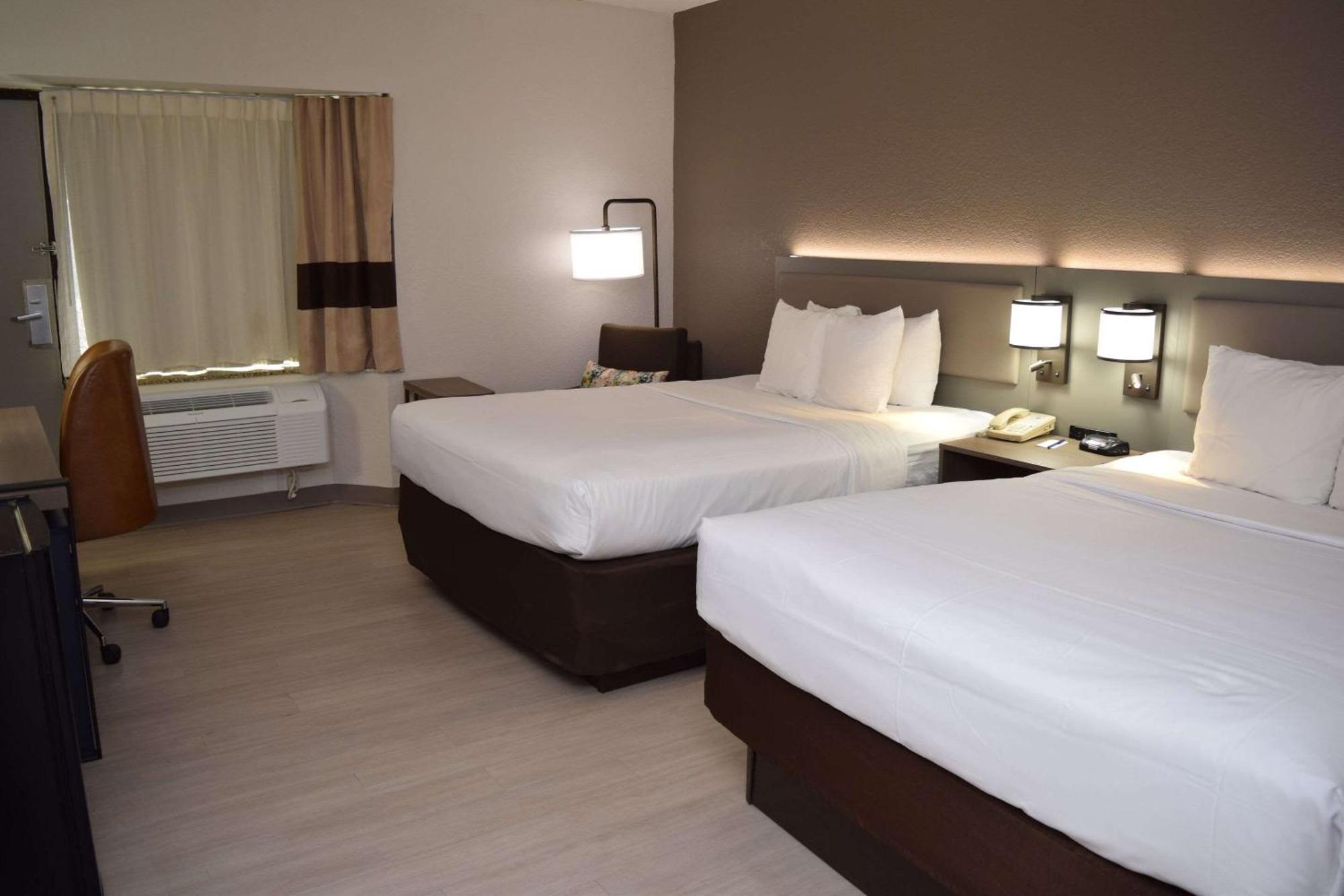 Comfort Inn & Suites Syracuse-Carrier Circle East Syracuse Ngoại thất bức ảnh