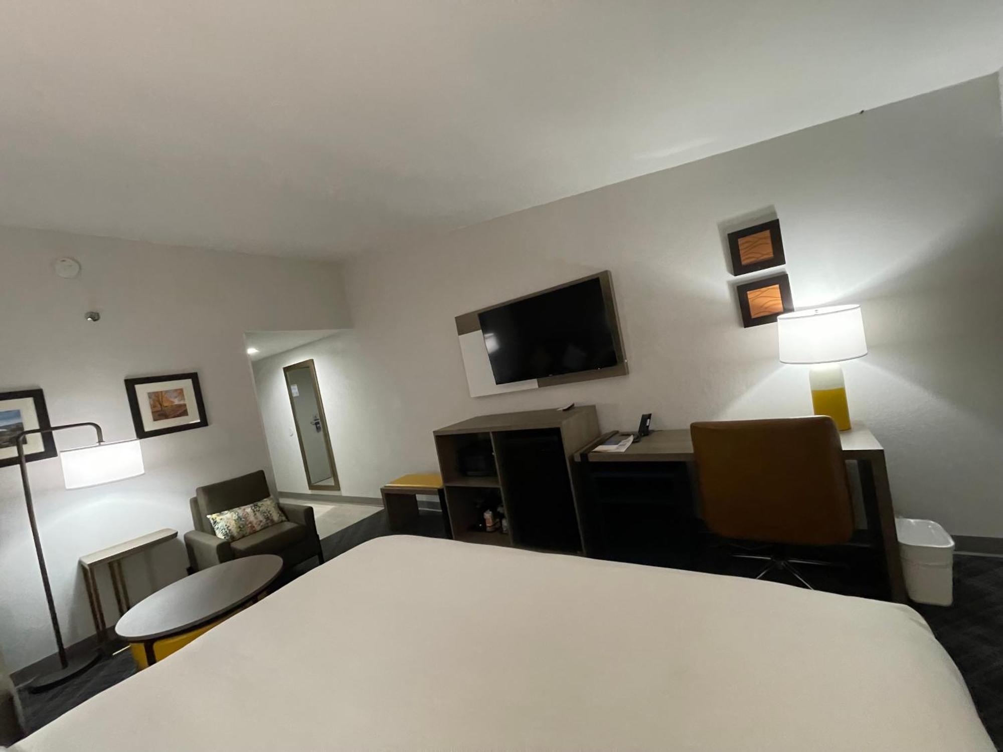 Comfort Inn & Suites Syracuse-Carrier Circle East Syracuse Ngoại thất bức ảnh